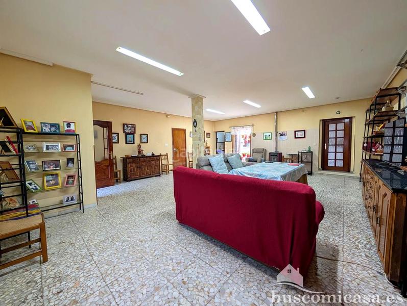 Foto 50c09b05-0820-4993-80f0-f0a3a73f8aa1. Haus mit parking in Centro ciudad Linares