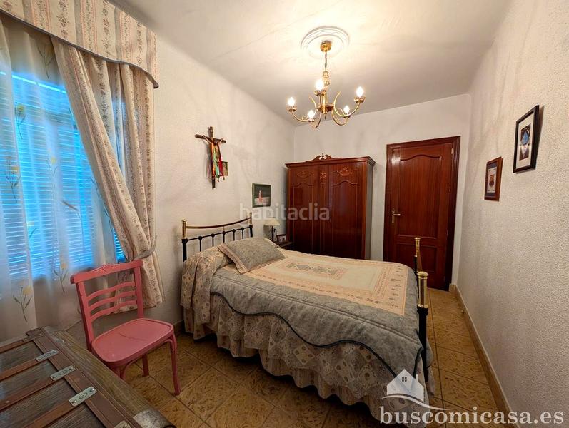 Foto a617d651-ba53-4c40-98e2-289f26a34504. Haus mit parking in Centro ciudad Linares