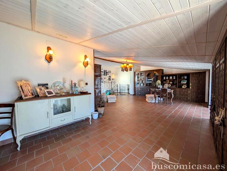 Foto 0a00d4ec-3589-4f40-ab92-00f11c83ff81. Zweistöckige wohnung in Centro ciudad Linares