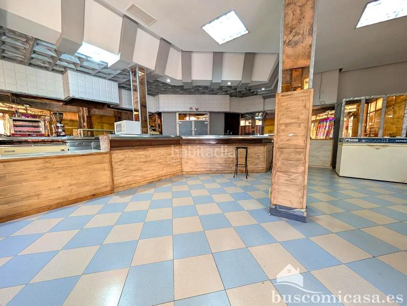 Foto 3948803c-bc49-4fd8-a29d-e0585dd84d77. Local comercial a Centro ciudad Linares