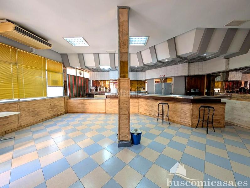 Foto 9a4c5cbd-ba67-460b-ab85-a4f5eed1a0b9. Local comercial a Centro ciudad Linares