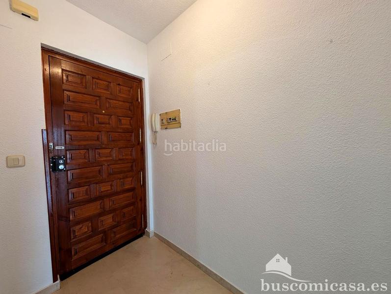 Foto 5071cdbe-4e48-4ba4-ac26-31ae2f08e8d4. Piso  en urbanización los girasoles. en Centro ciudad Linares
