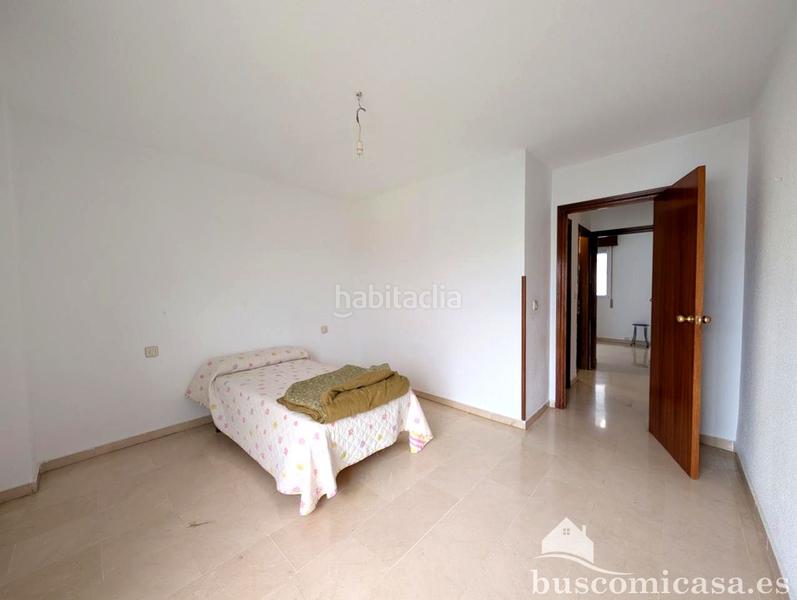 Foto 5fa9d5b0-3b1f-4a0b-aaf9-62021b18a664. Piso  en urbanización los girasoles. en Centro ciudad Linares