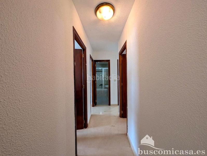 Foto ededb9c1-c40e-4c8f-92e2-86b6f9882acd. Piso  en urbanización los girasoles. en Centro ciudad Linares