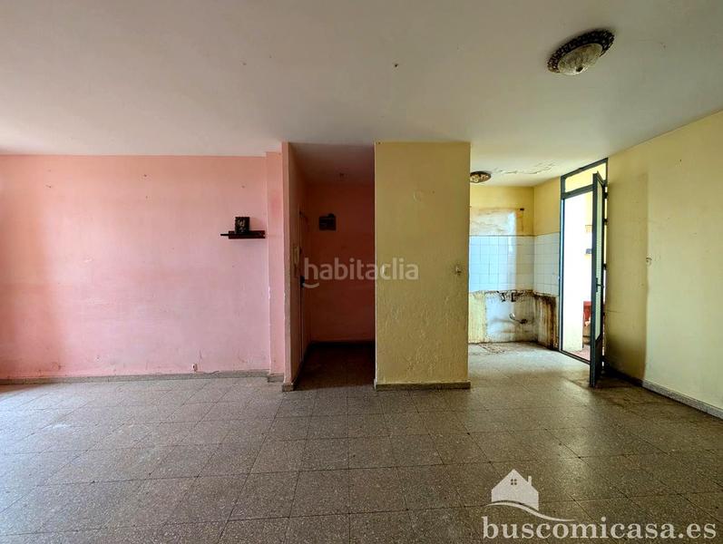 Foto c9e227d7-6bb0-4c64-9ab1-9835ad6af5a6. Piso oportunidad!!! piso en barriada la paz. en La Paz - Las Américas Linares