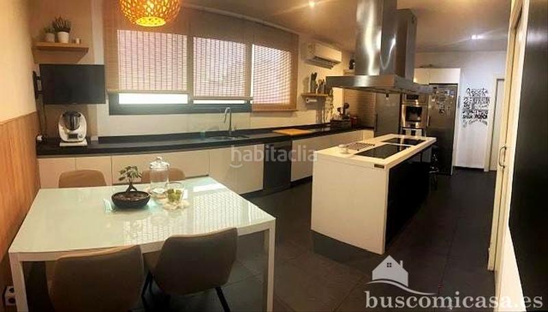 Foto 74b6eb94-f70a-495a-a0a6-8d0bf436b1e3. Casa amb piscina a Linarejos Linares