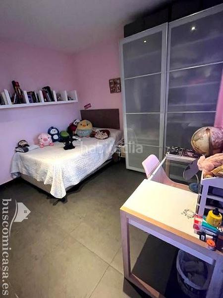 Foto 9c3bc4d8-80aa-412e-9ec8-cbdd73153374. Casa amb piscina a Linarejos Linares