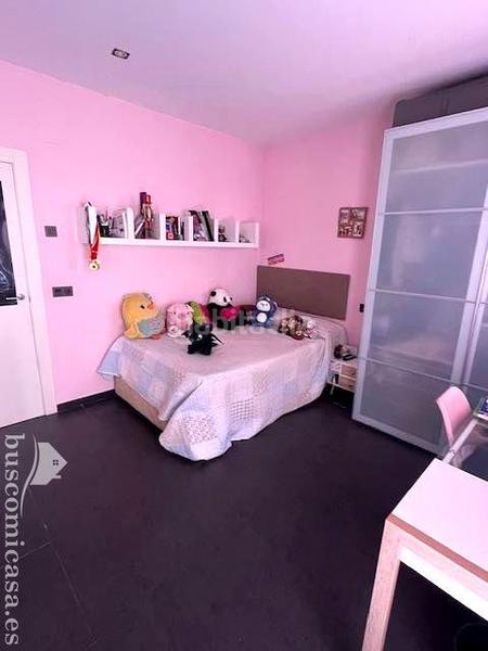 Foto a9f7cbe9-2cd1-487f-b107-53d64f2bd5e4. Casa amb piscina a Linarejos Linares