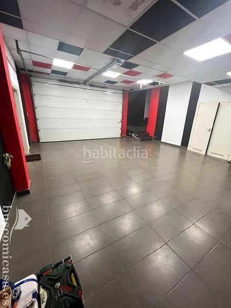 Foto ec0be096-7b58-456e-b3ea-2a821b52fd5b. Casa amb piscina a Linarejos Linares