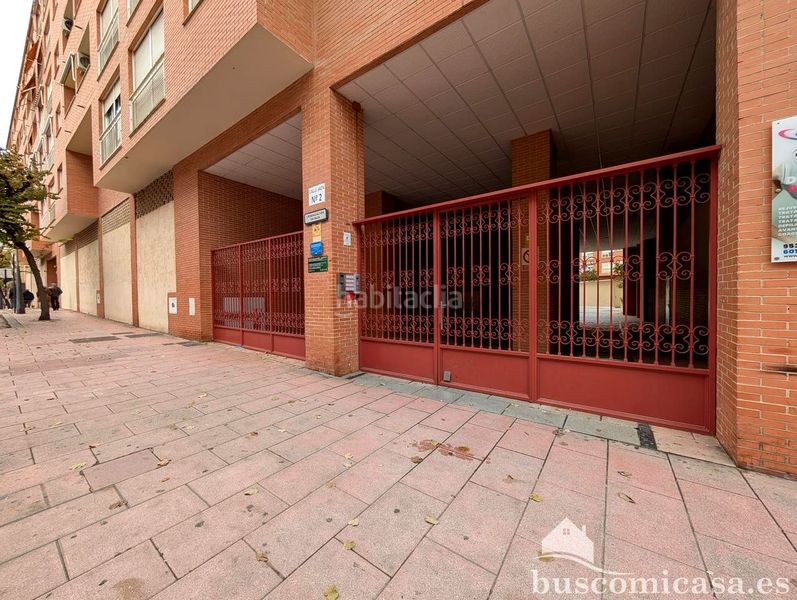 Foto 8f61d57c-032d-4612-9aa7-e852621e9b09. Aparcament cotxe a Centro ciudad Linares