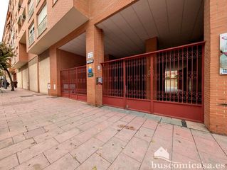 Aparcament cotxe a Calle Jaén