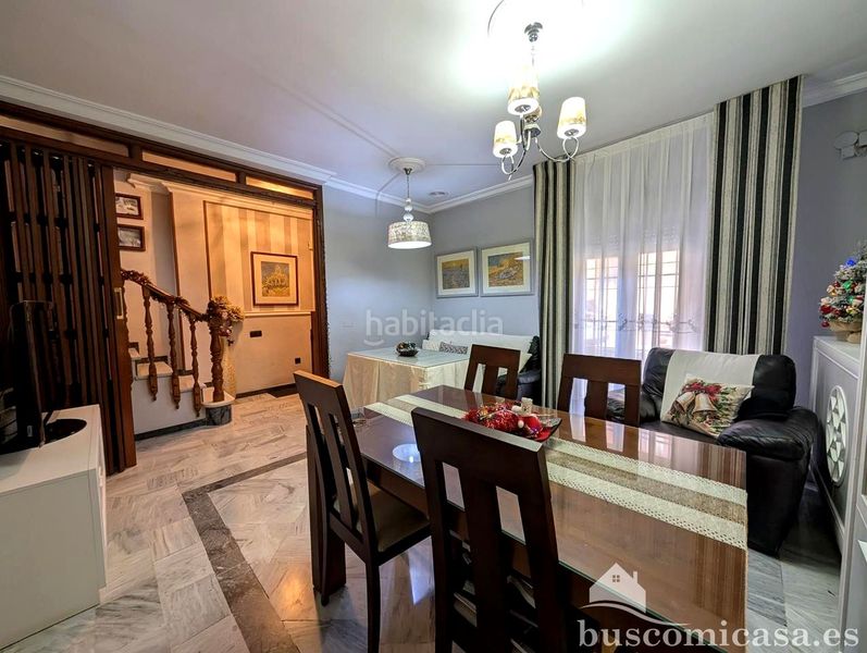Foto c1f48a3d-1f11-43e8-b662-b5db45764b7b. Casa amb calefacció a Centro ciudad Linares