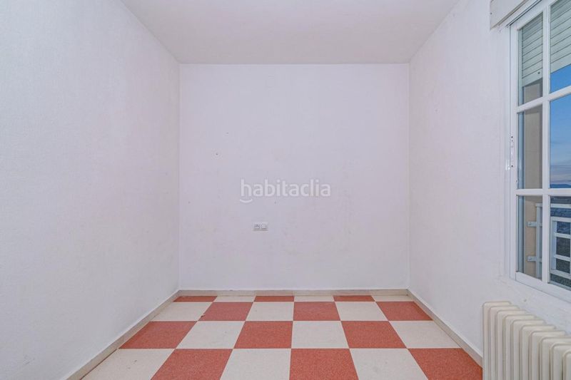 Foto 4ea0d0e2-5a64-4036-9b50-edc2c3f43a85. Casa amb calefacció aparcament a Albolote