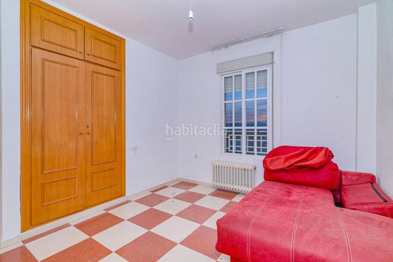 Foto c6aa3b5d-fe9e-4a92-a14d-3ce3cf21eb79. Casa amb calefacció aparcament a Albolote