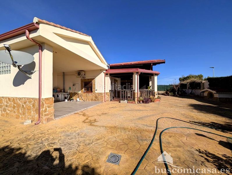 Foto 10ee7ef9-a575-4c92-9651-7ee72bdca12c. Casa amb aparcament piscina a San Roque - La Cruz - La Rozuela Linares