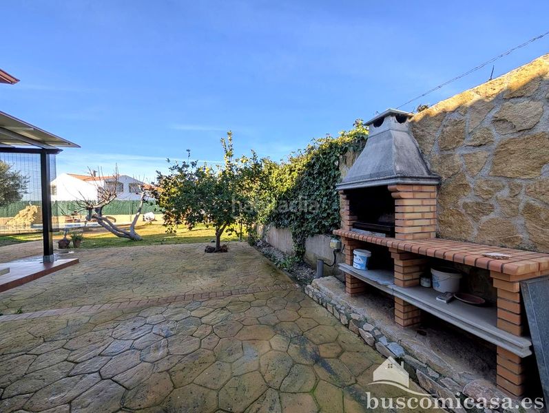 Foto 3c41f1a1-a2c9-4d81-a2da-96b07f485d3b. Casa amb aparcament piscina a San Roque - La Cruz - La Rozuela Linares