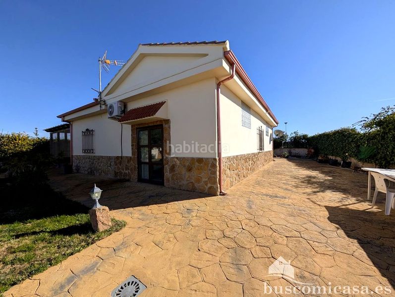 Foto 471b6a47-8b74-4d5f-8ea2-137bfd5dcf44. Casa amb aparcament piscina a San Roque - La Cruz - La Rozuela Linares