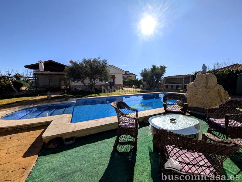 Foto 937bb7b9-ca9e-4f41-90b7-3e20875b357a. Casa amb aparcament piscina a San Roque - La Cruz - La Rozuela Linares