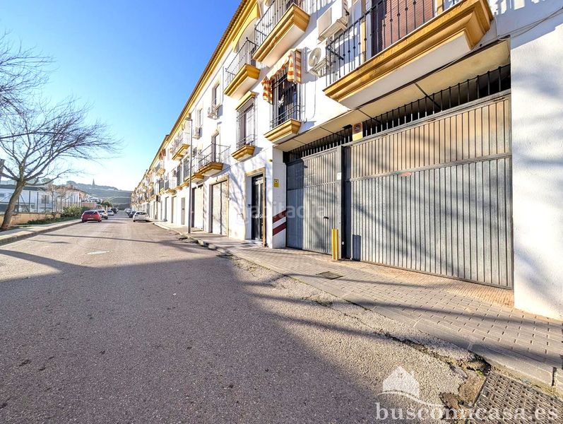 Foto 51069d87-f6a4-4a57-81e8-6db735a86ec2. Aparcament cotxe a Linarejos Linares