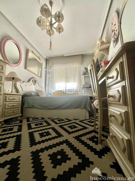 Foto bbf1bfc2-8e07-43bc-885b-edc3c1bb198a. Pis a Centro ciudad Linares