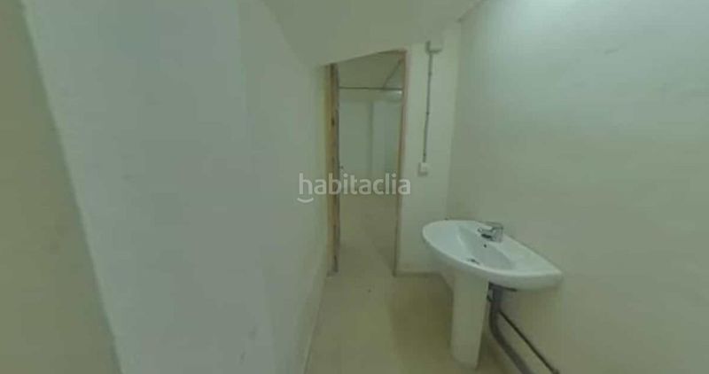 Foto 0ee17cba-46e8-412e-88ad-0365a7cb56a7. Local comercial a Baza