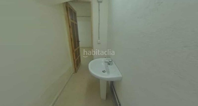 Foto 1abe0242-8b4d-4ce4-9df1-7b1a427d89e4. Local comercial a Baza