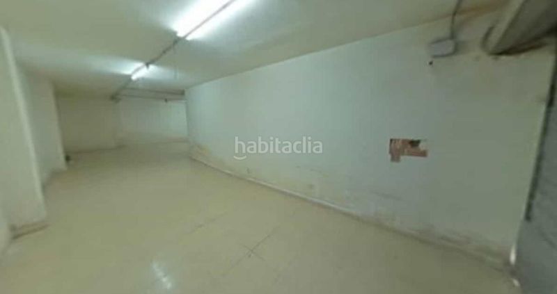 Foto bb6b5c49-c038-447d-9443-147b8cf5699b. Local comercial a Baza