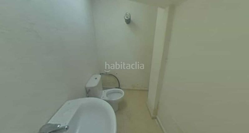Foto c381ce89-6e96-4034-b31a-f317e2870b3f. Local comercial a Baza