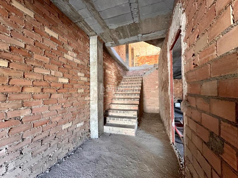 Foto 5c1a41a1-85b1-434e-850e-4c91e03be3b4. Casa amb aparcament a Maracena