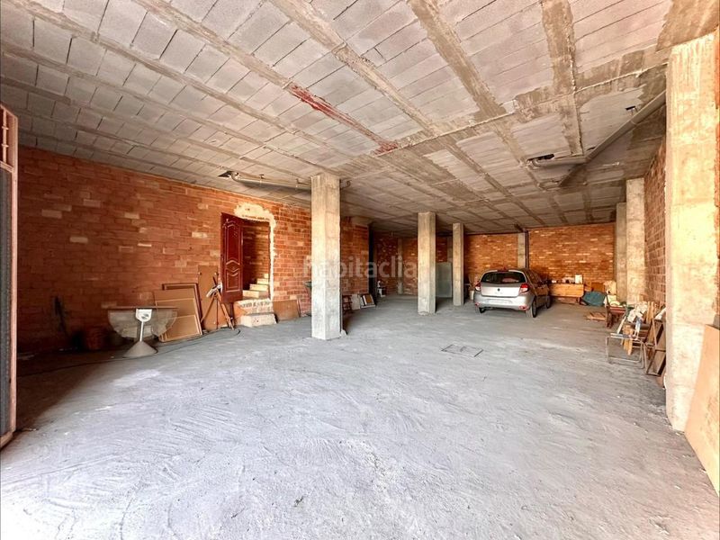 Foto b3eaba55-10a9-4fc1-9b57-88455f429342. Casa amb aparcament a Maracena