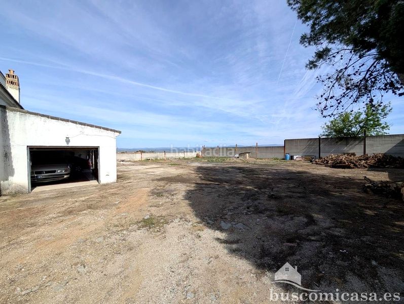 Foto 1d7d1f15-6ea5-4aff-97f7-1ff8e330f80c. Casa amb aparcament a San Roque - La Cruz - La Rozuela Linares