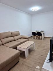 Location Appartement  Pintor juan gris. Estupendo piso con piscina comunitaria