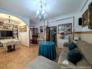 Ground floor  Fray antonio de marchena. Bonito piso en planta baja.