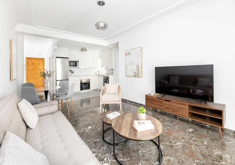 Foto 2818e7ce-2fbf-4129-8af5-4b74b8d1e92f. Pis amb calefacció aparcament piscina a Gójar