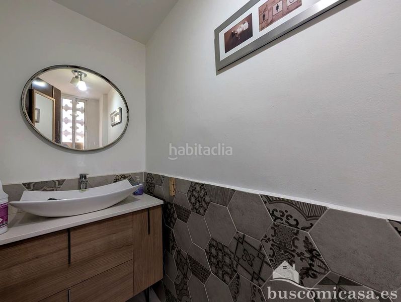 Foto cdb73de2-891a-4a01-b7b8-4c0f61679acd. Casa amb calefacció aparcament a Zona Hospital Linares