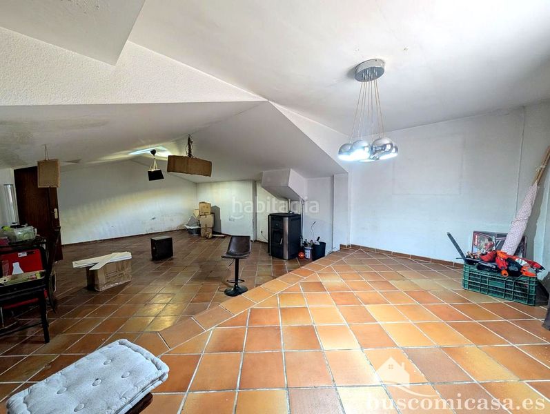 Foto d867436e-0cdd-45e2-b23b-3bdad7750255. Casa amb calefacció aparcament a Zona Hospital Linares