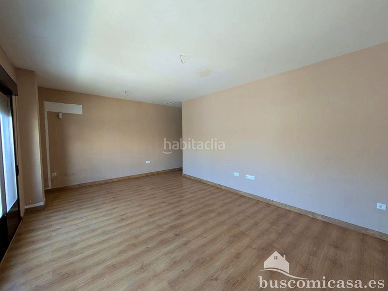 Foto 371275c1-9764-45c3-bbb3-0eb9d3f1fc00. Planta baixa a Mengíbar