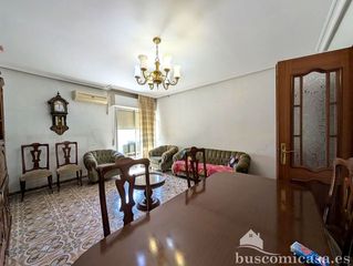 Appartement  Calle santa engracia. Piso en calle santa engracia.