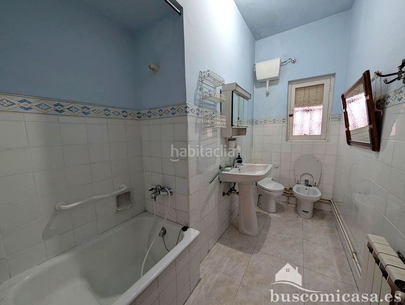 Foto 71b9a492-11b6-4d7f-b5e8-946041d46fcf. Casa amb aparcament a La Paz - Las Américas Linares
