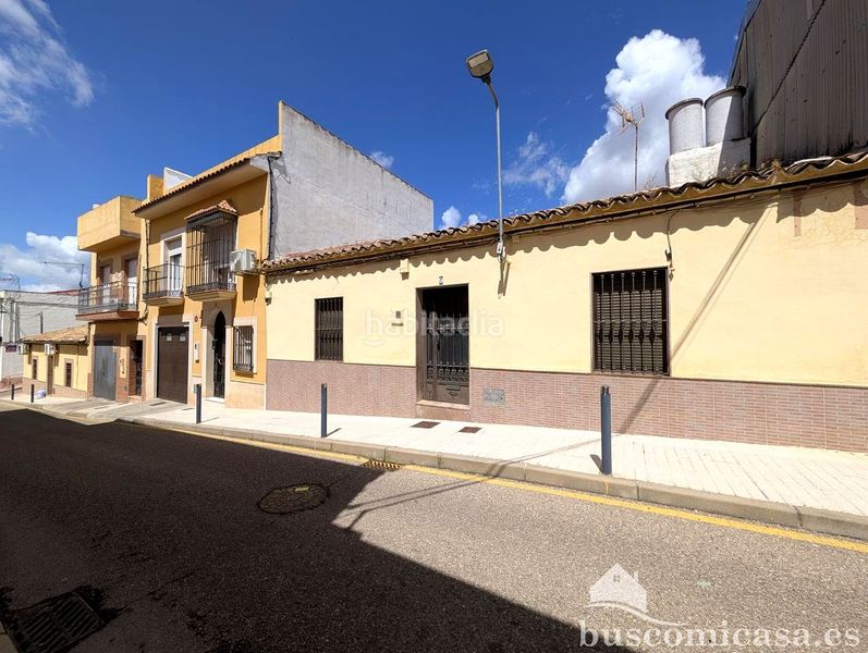 Foto e8c82fa5-e6e3-4edc-9641-3127d5b4e7dc. Casa a Arrayanes Linares