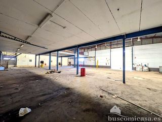 Capannone industriale  Linares. Magnífica nave industrial a pie de la autovía a4