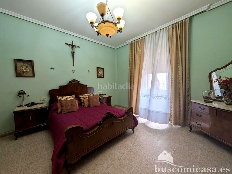 Foto 274fe4ac-11aa-4173-a842-8c6e8321b68f. Casa a Centro ciudad Linares
