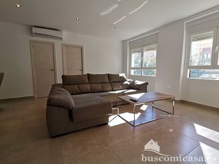 Lloguer Apartament  Isaac peral. Piso en pleno centro con trastero y excelentes calidades