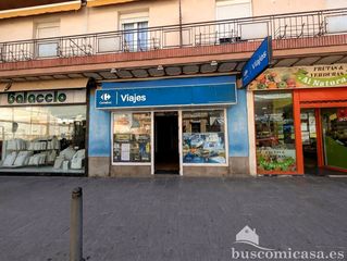 Lloguer Local Comercial  Isaac peral. Local en alquiler en el corazón de linares.