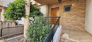 Reihenhaus  Medio ambiente. Venta de casa de tres plantas en maracena