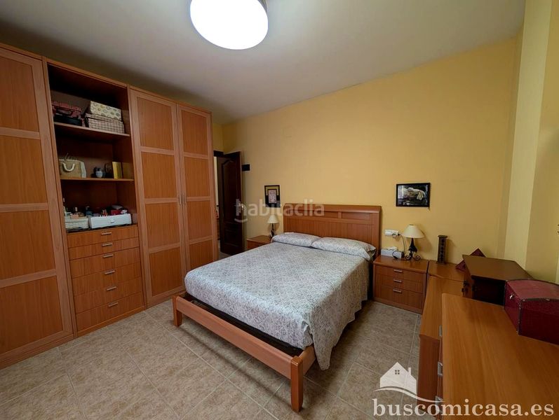 Foto 3ca0c7c9-b2be-4384-a4ea-848feecbc112. Casa amb aparcament a Guarromán
