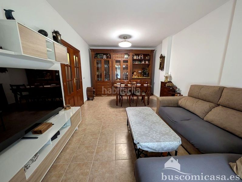 Foto 5b4ef6c7-71a9-4d5a-ae49-c324125a228f. Casa amb aparcament a Guarromán