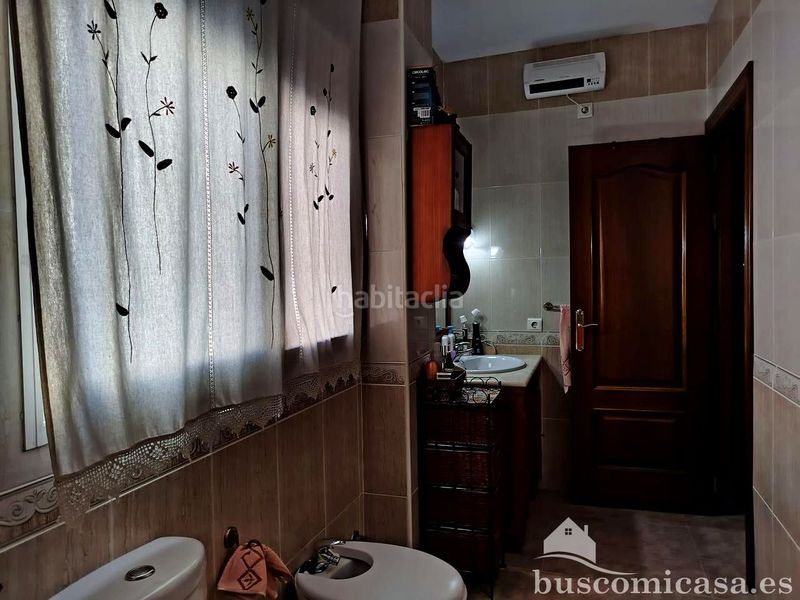 Foto 5e3f996e-0f77-43ff-a1cf-712c440fe884. Casa amb aparcament a Guarromán