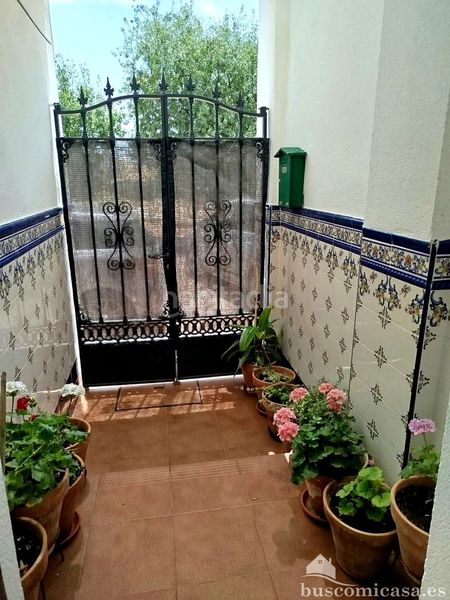 Foto c991f202-5900-4524-bf4d-c4d9acd5ac4e. Casa amb aparcament a Guarromán