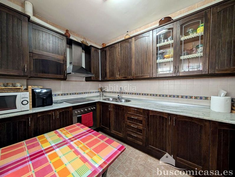 Foto ee9829dc-a3d0-434e-99fb-46ced9181989. Casa amb aparcament a Guarromán